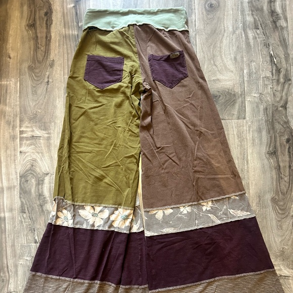 Bohemian dance pants - Picture 2 of 4